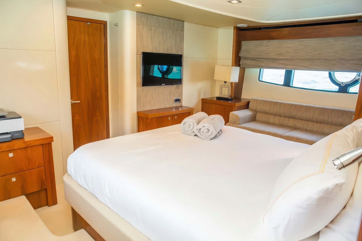 Аренда яхты Sunseeker Manhattan 63 на Майорке, Испания